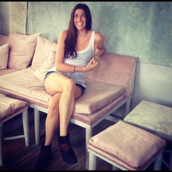 Meet your Posher, Lynne - Picture 1 of 1